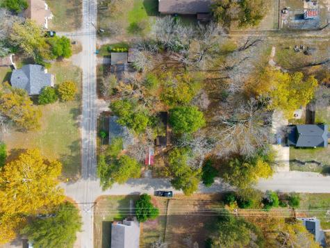 409 N Henry Street Lindale TX 75771