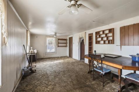 409 N Henry Street Lindale TX 75771