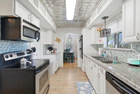 1205 Comanche Cove Drive Granbury TX 76048