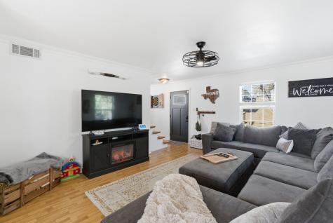 1205 Comanche Cove Drive Granbury TX 76048