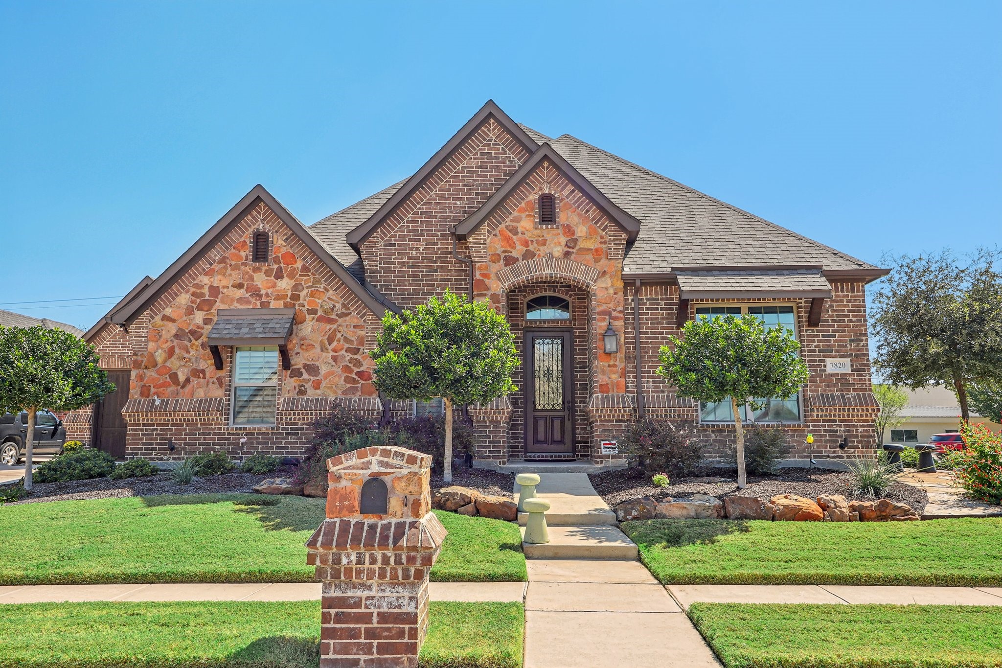 7820 Sevenoaks Drive North Richland Hills TX 76182