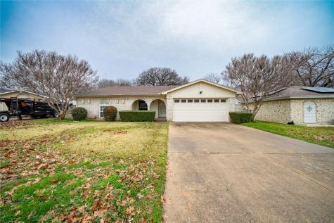 3305 Kirby Creek Drive Grand Prairie TX 75052