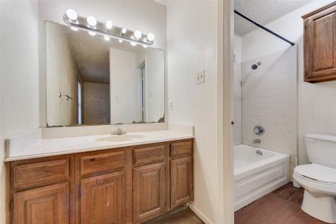 2523 Beverly Hills Lane Mesquite TX 75150