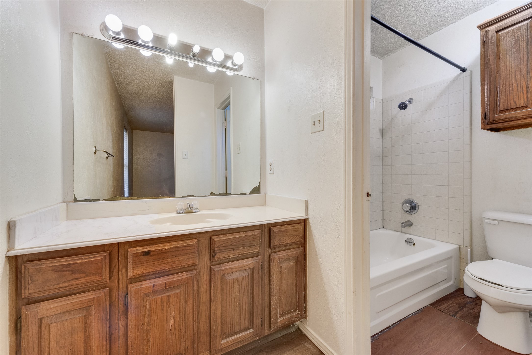 2523 Beverly Hills Lane Mesquite TX 75150