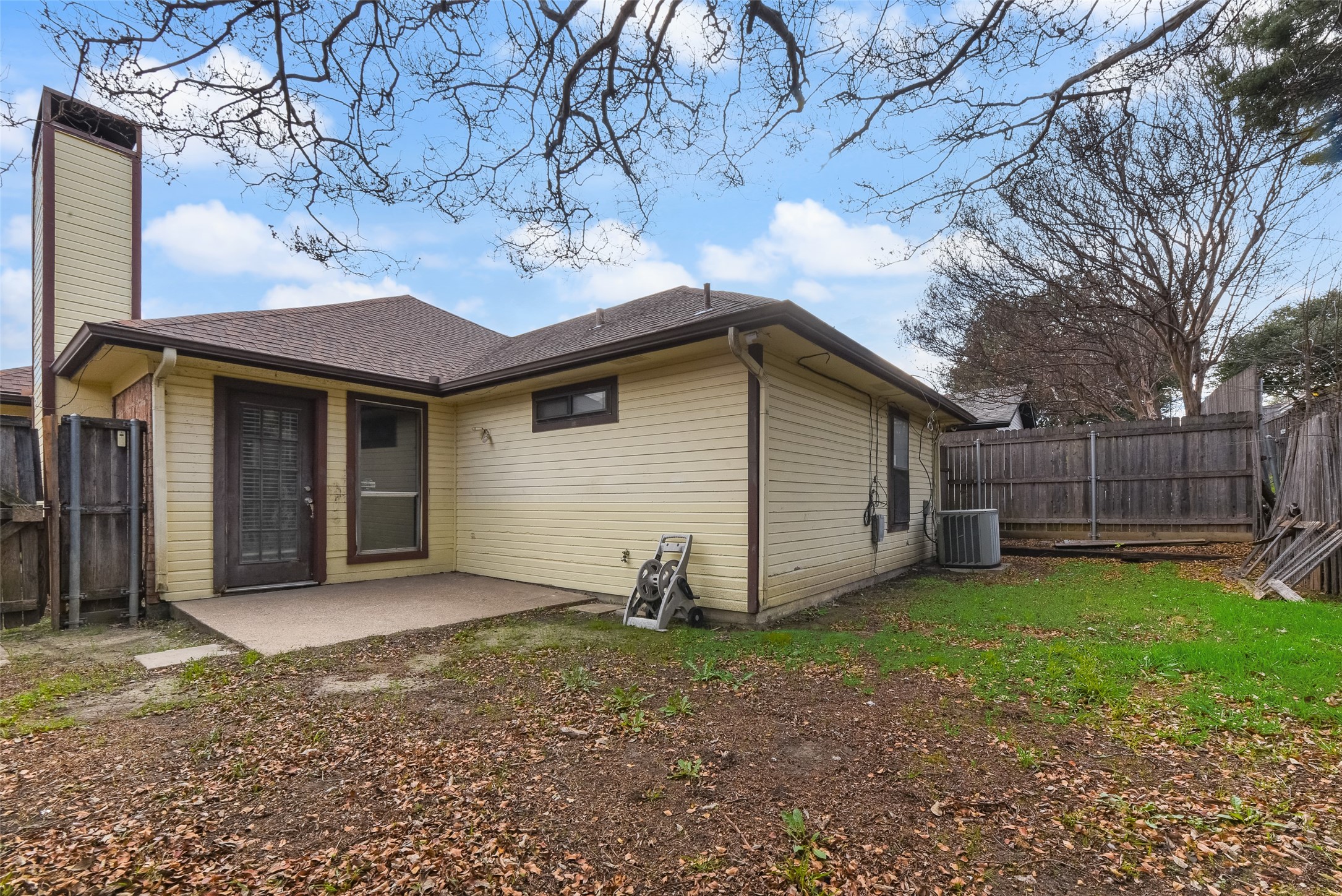2523 Beverly Hills Lane Mesquite TX 75150