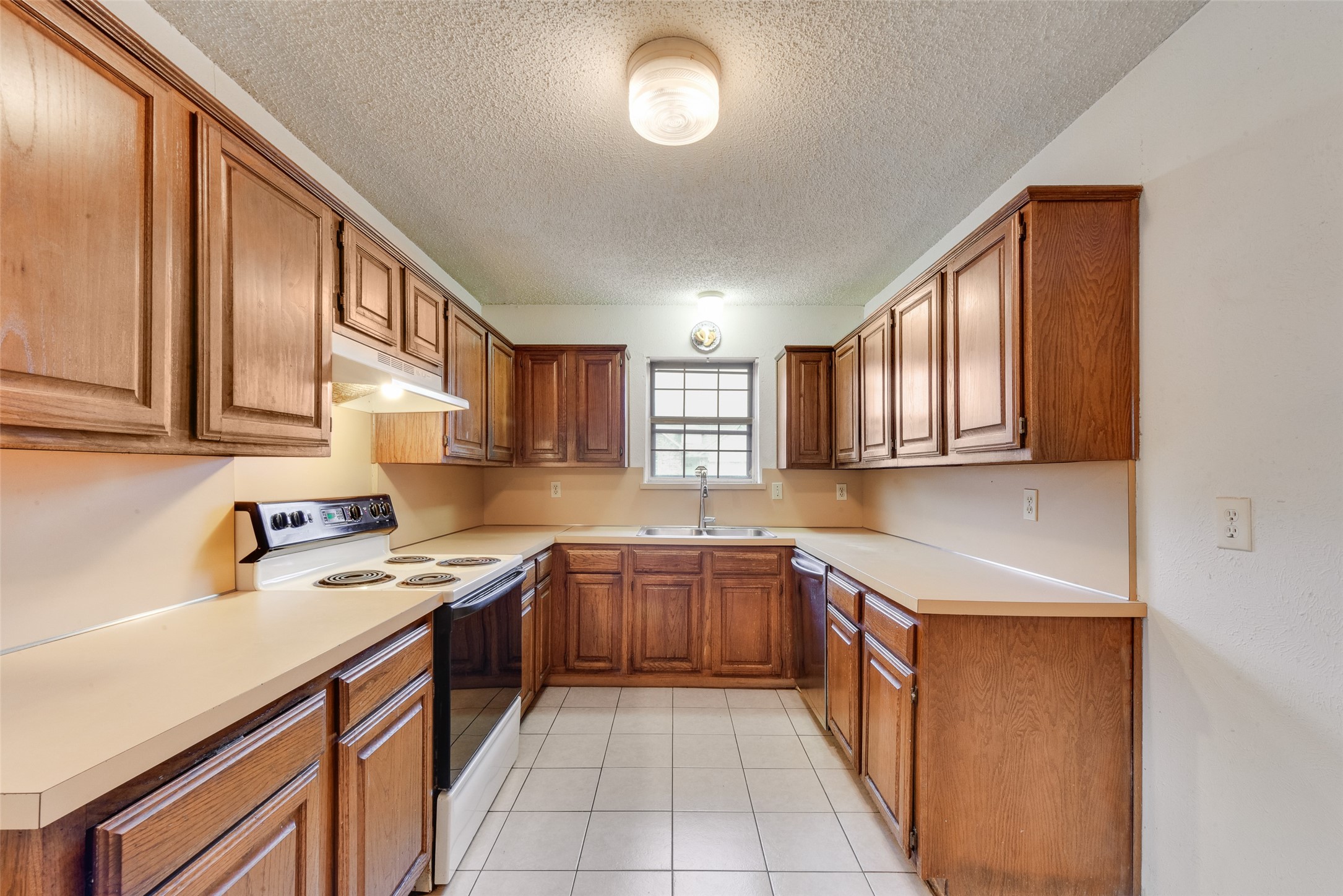 2523 Beverly Hills Lane Mesquite TX 75150