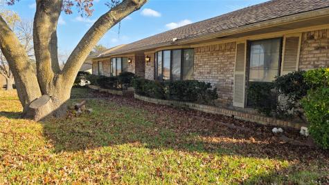 604 The Meadows Parkway Desoto TX 75115