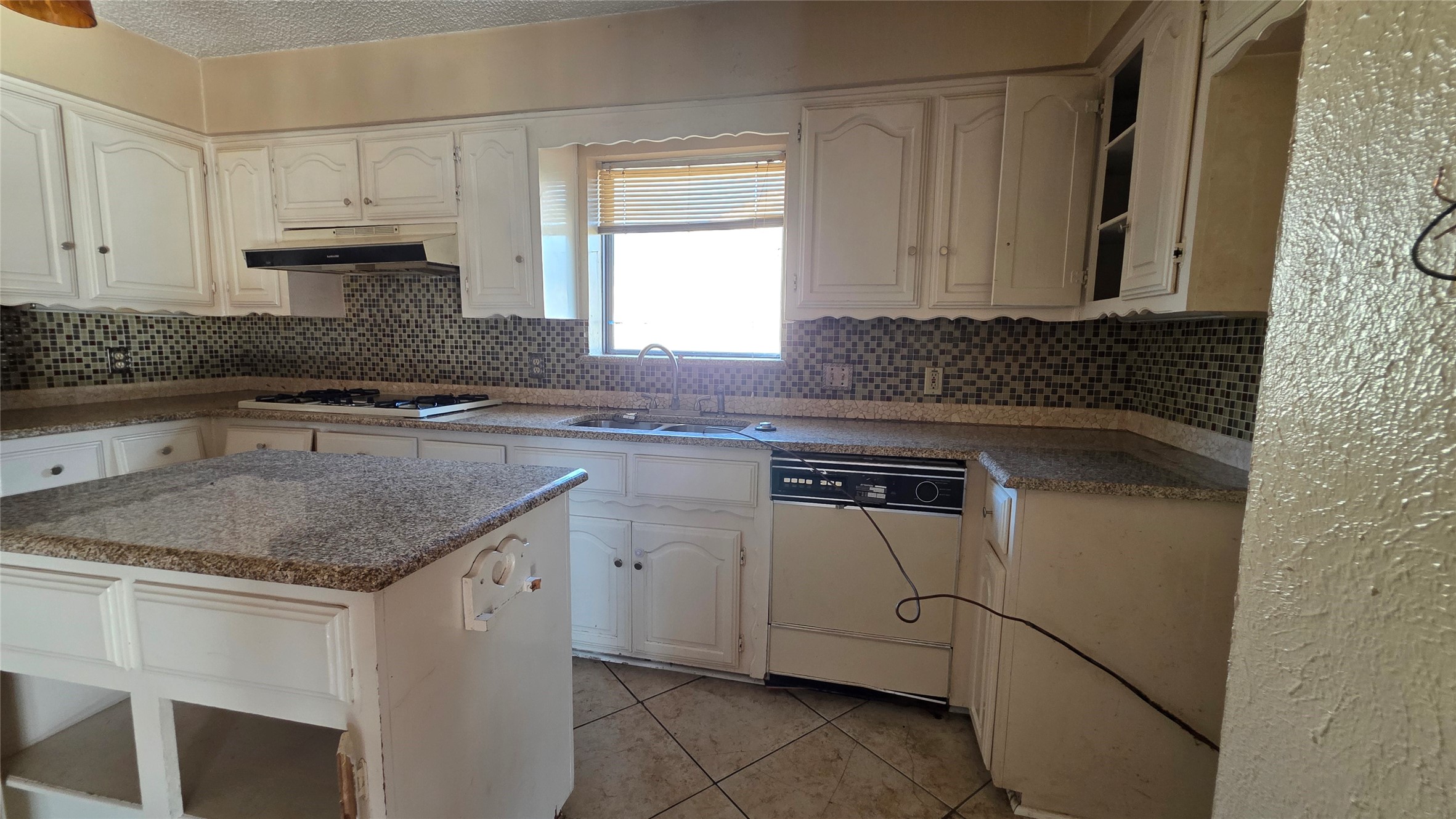 604 The Meadows Parkway Desoto TX 75115