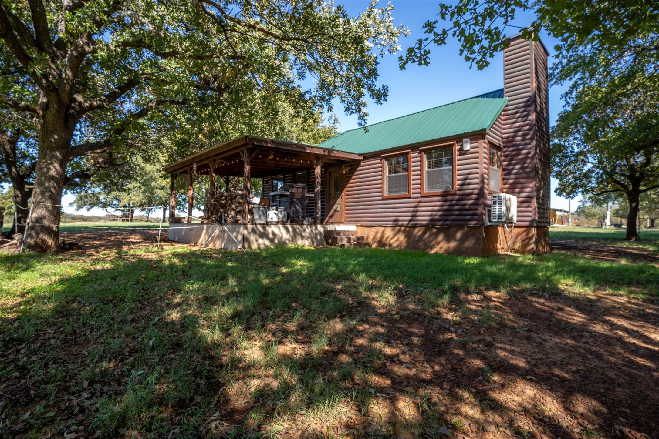 1293 Hcr 1425 Covington TX 76636