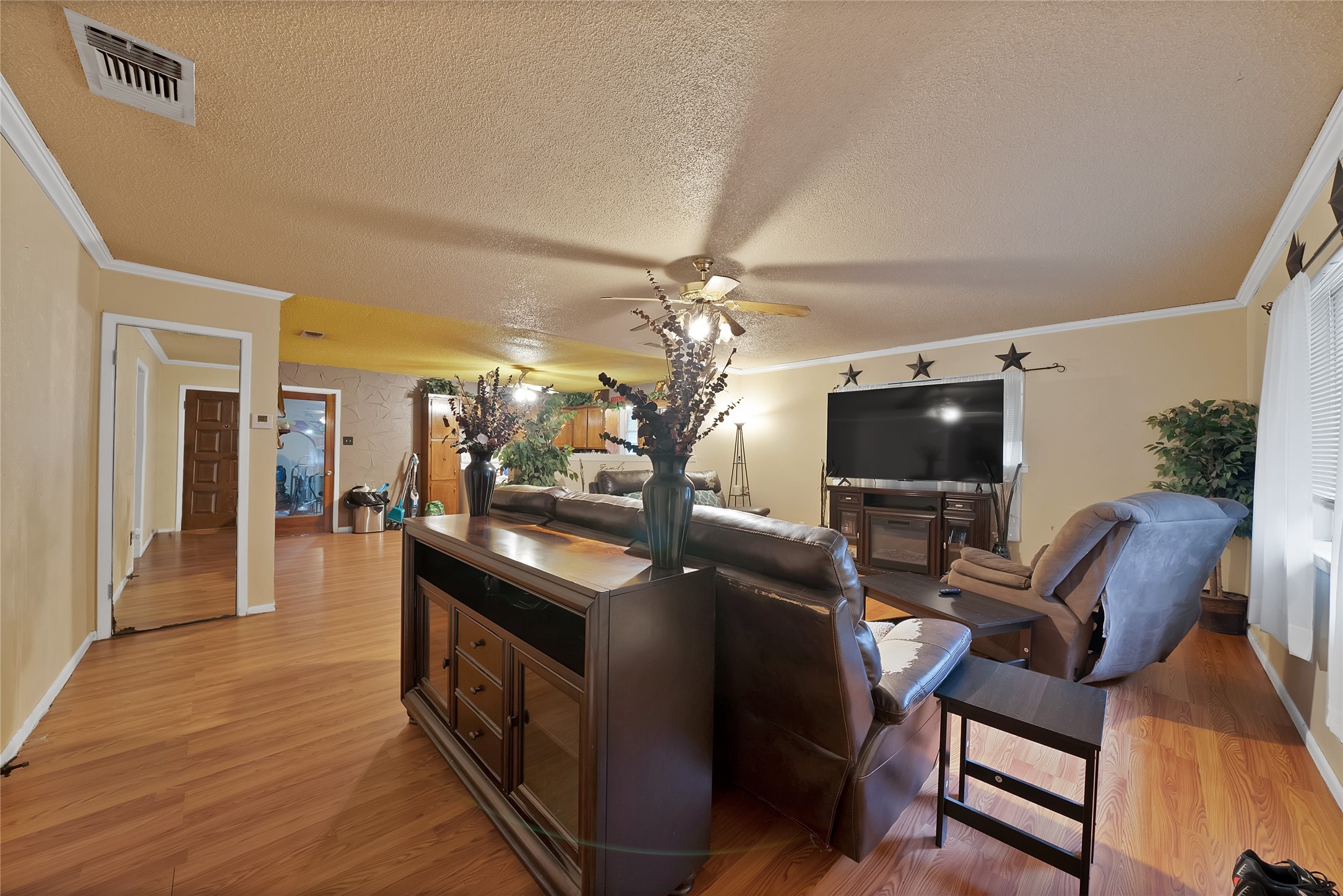 1207 Camelia Street Weatherford TX 76086