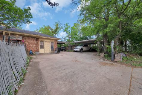 1207 Camelia Street Weatherford TX 76086