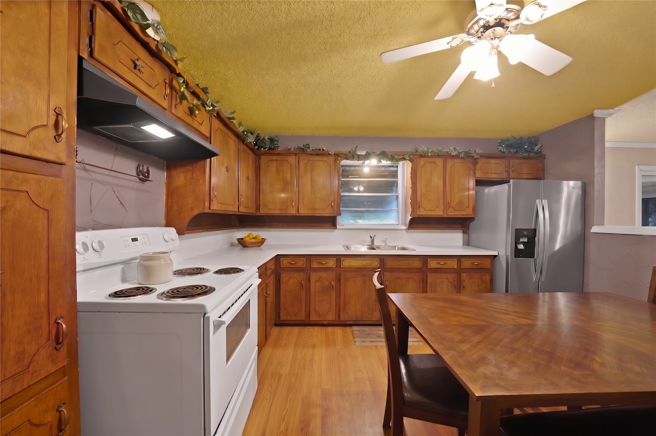 1207 Camelia Street Weatherford TX 76086