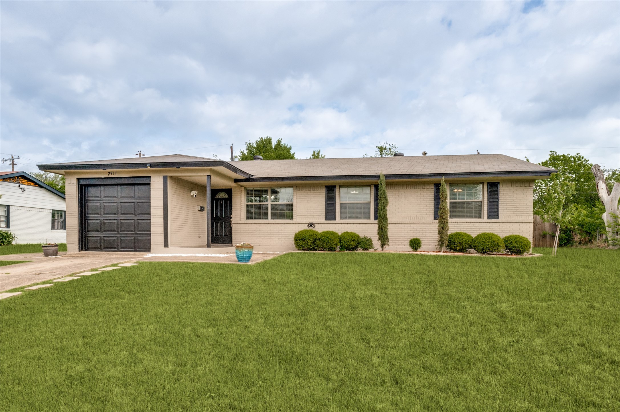 2911 Old North Road Farmers Branch TX 75234