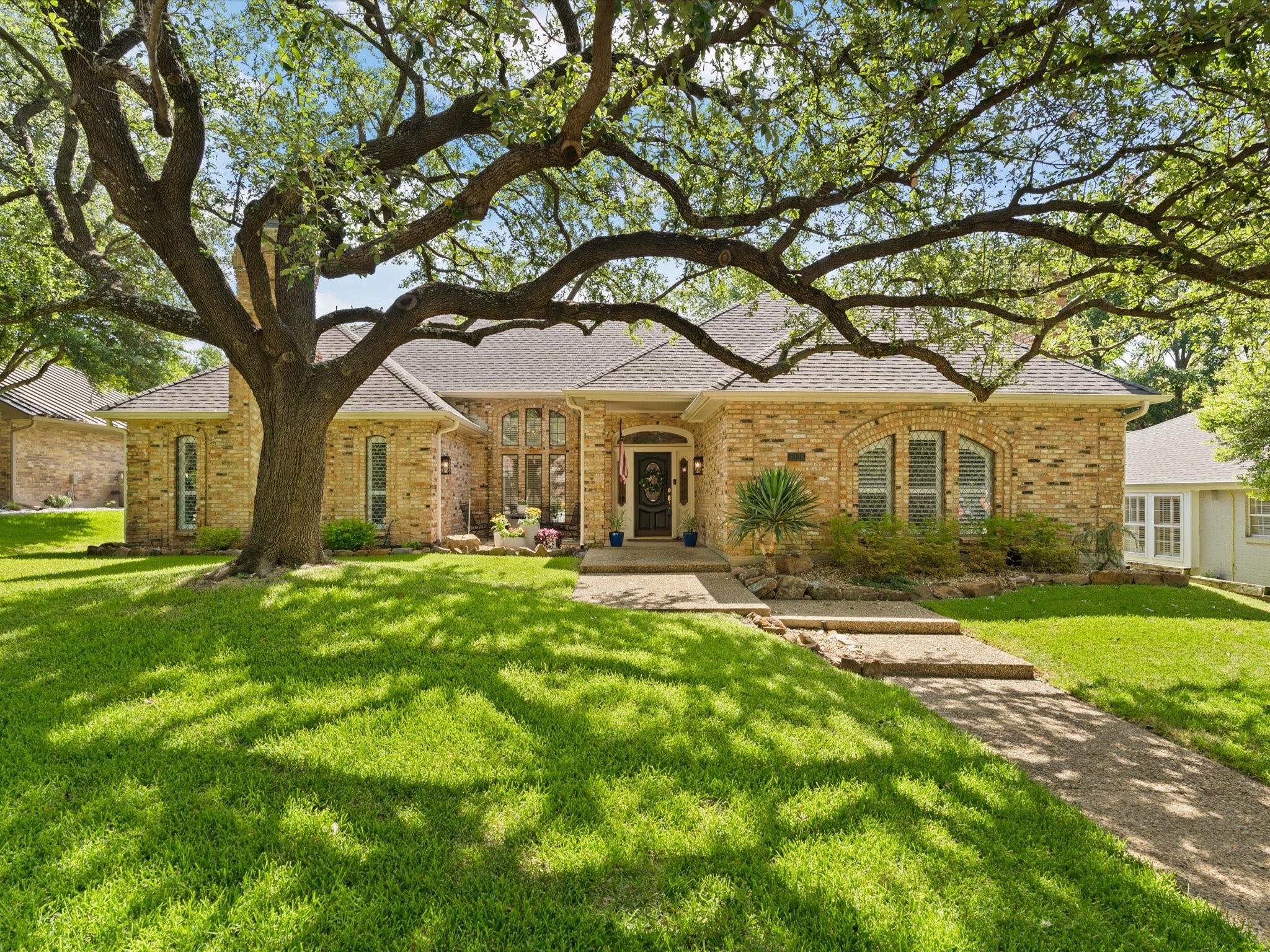 5906 Bentwood Trail Dallas TX 75252