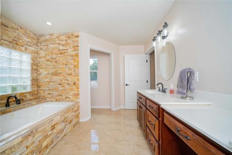 303 County Road 2310 Mineola TX 75773