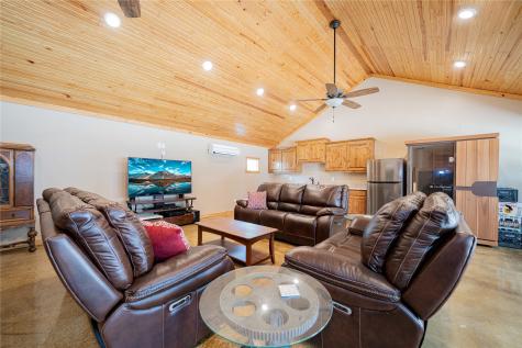 303 County Road 2310 Mineola TX 75773