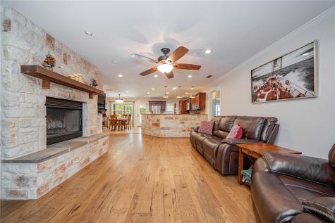 303 County Road 2310 Mineola TX 75773