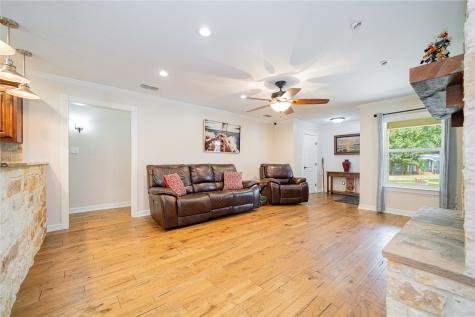 303 County Road 2310 Mineola TX 75773