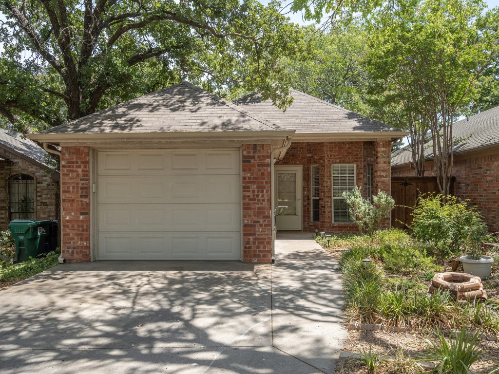 906 Mack Place Denton TX 76209