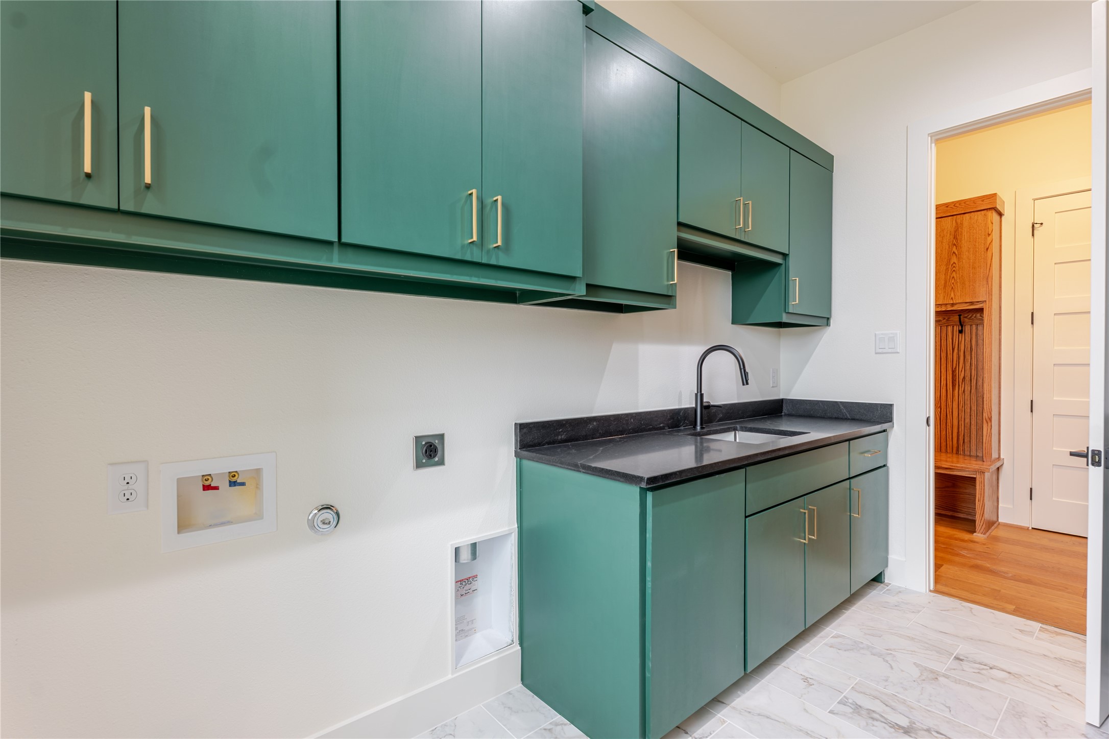 2005 Denali Pass Aledo TX 76008