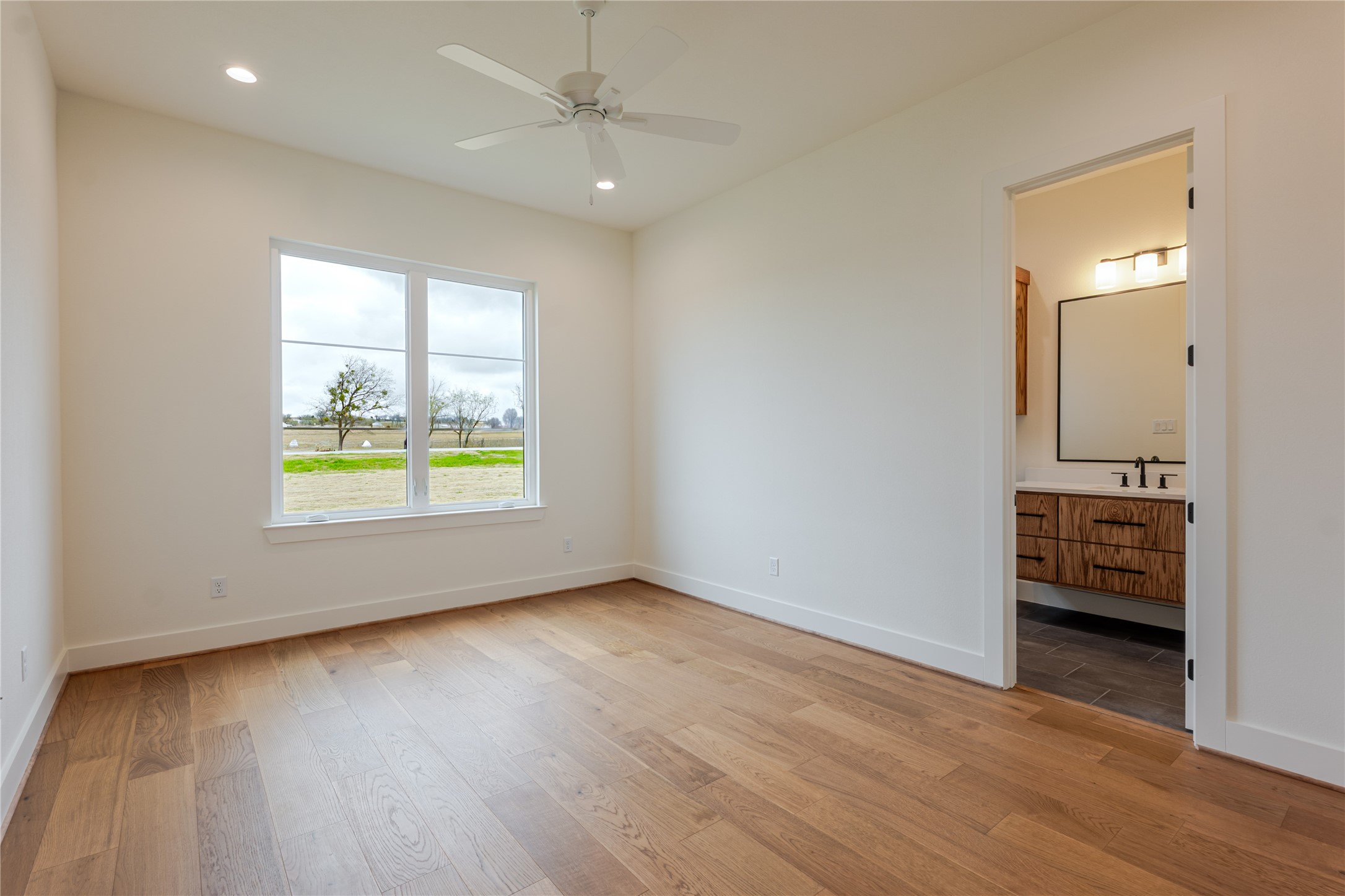 2005 Denali Pass Aledo TX 76008