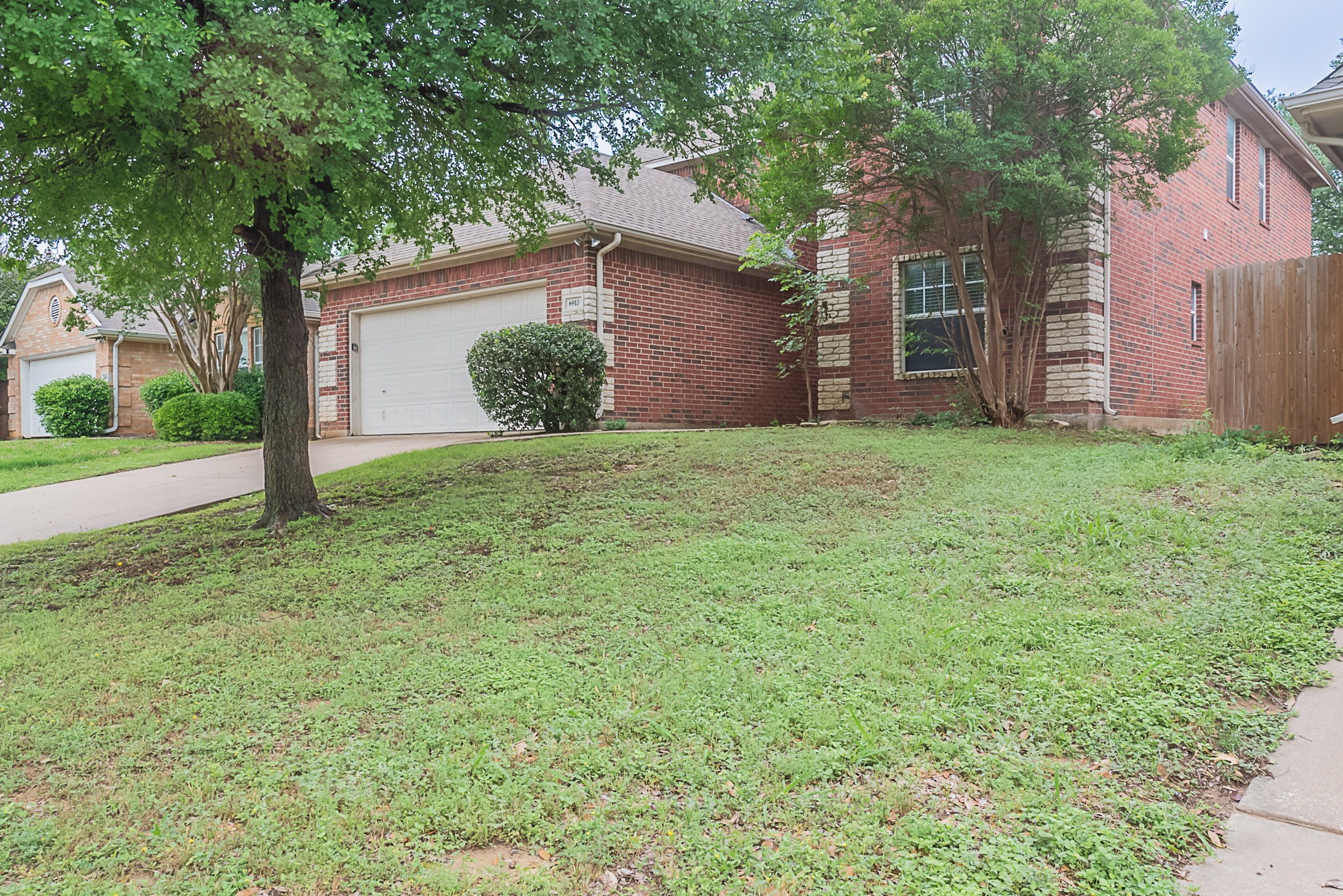 6913 Mccracken Court Fort Worth TX 76132