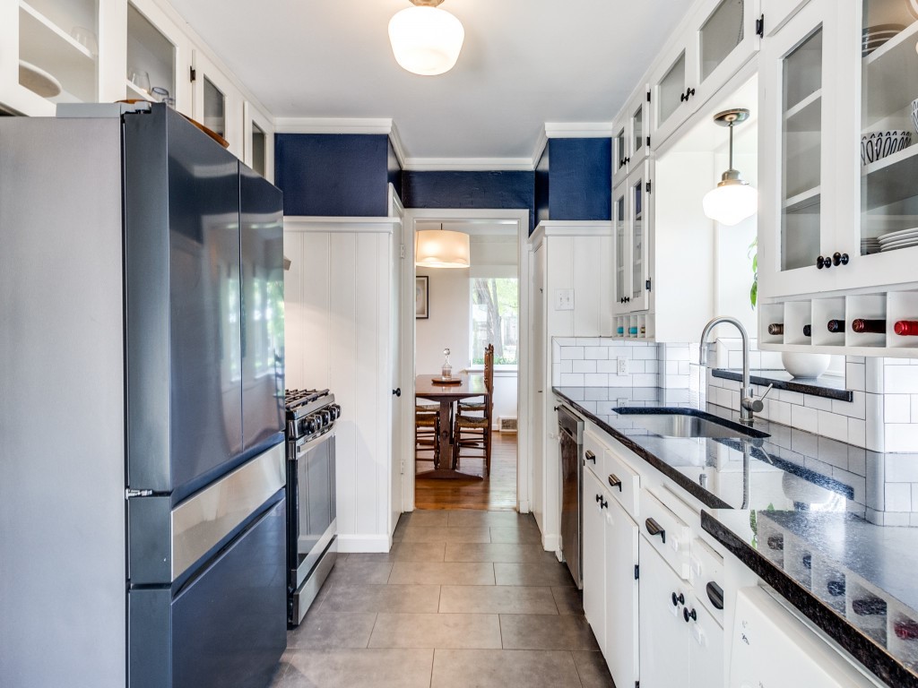 6207 Marquita Avenue Dallas TX 75214