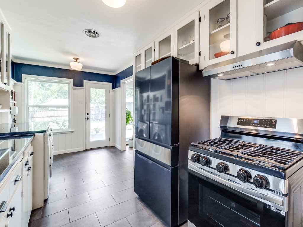 6207 Marquita Avenue Dallas TX 75214