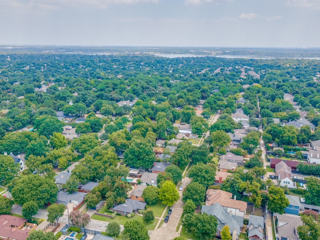 6207 Marquita Avenue Dallas TX 75214