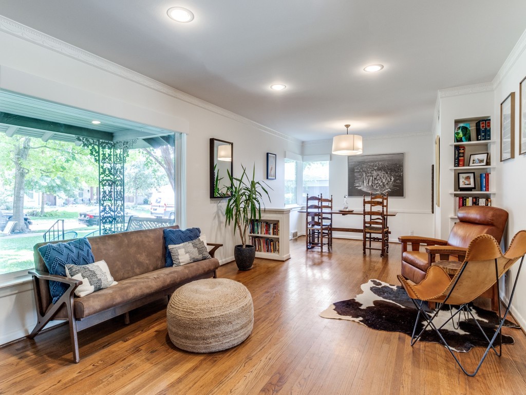 6207 Marquita Avenue Dallas TX 75214
