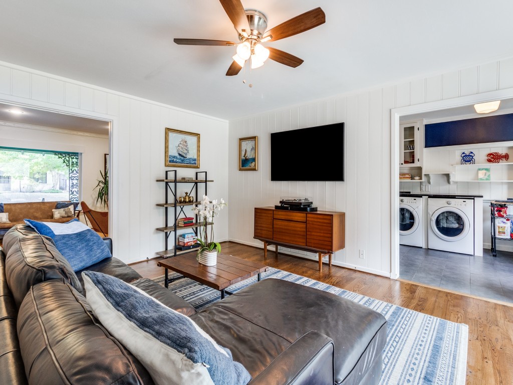 6207 Marquita Avenue Dallas TX 75214