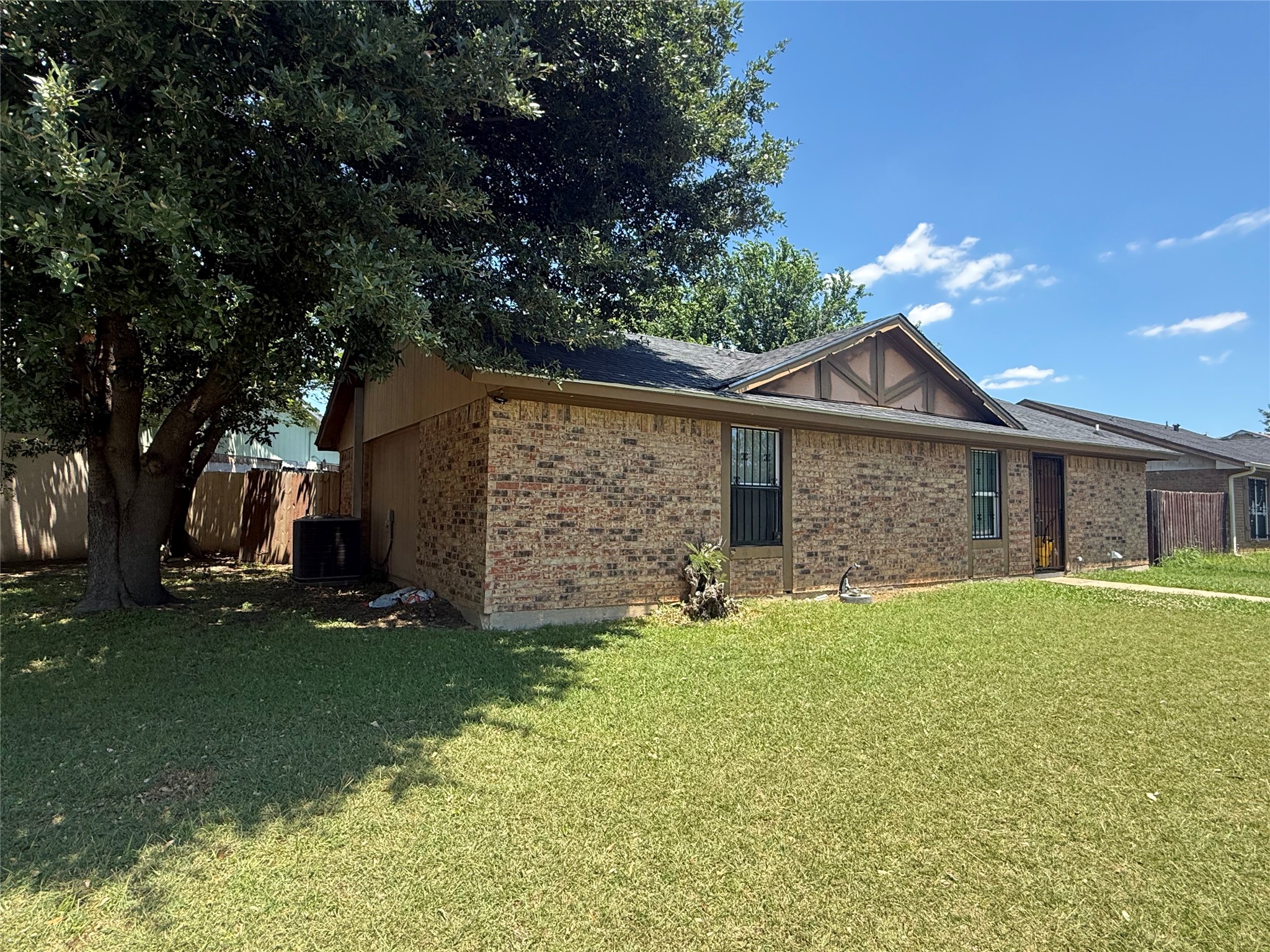 10611 Tandem Trail Dallas TX 75217