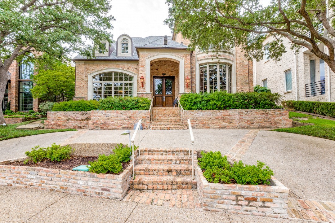 7428 Glenshannon Circle Dallas TX 75225