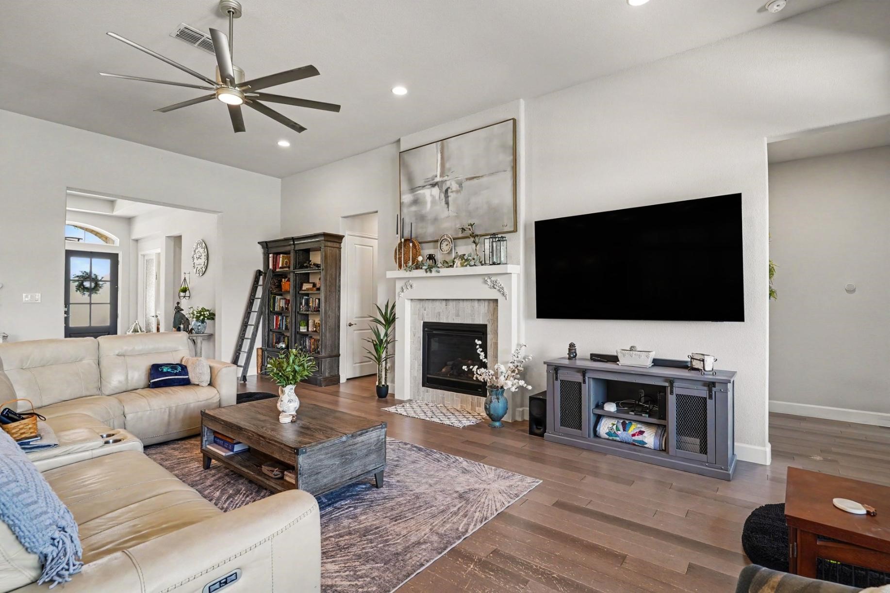 573 Broadleaf Way Haslet TX 76052