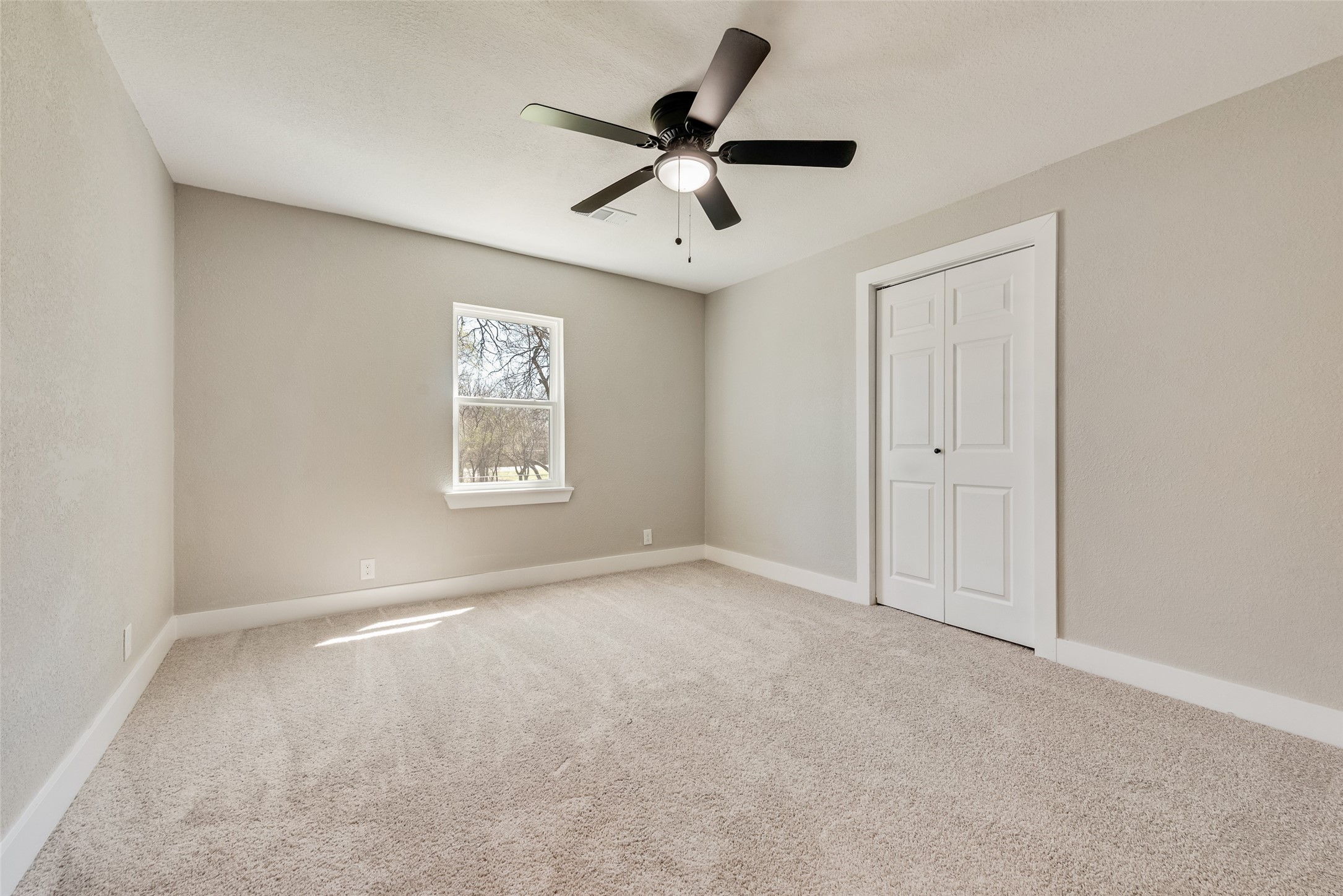 9303 S Fm 730 Azle TX 76020