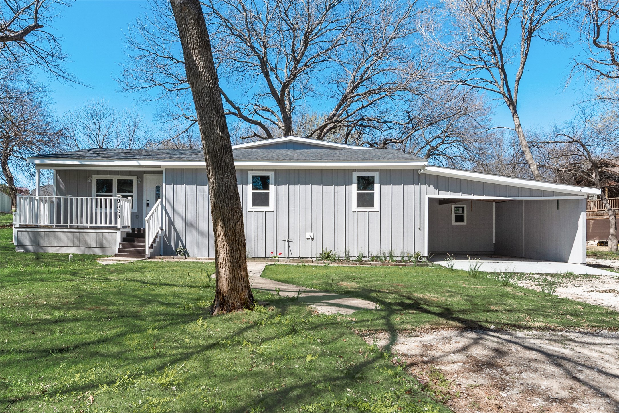 9303 S Fm 730 Azle TX 76020