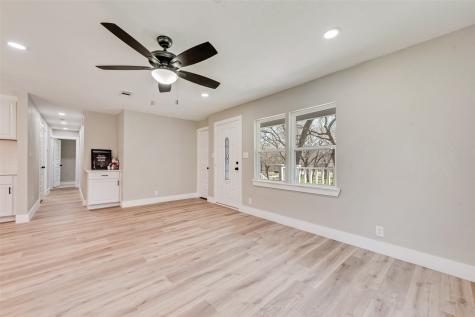 9303 S Fm 730 Azle TX 76020