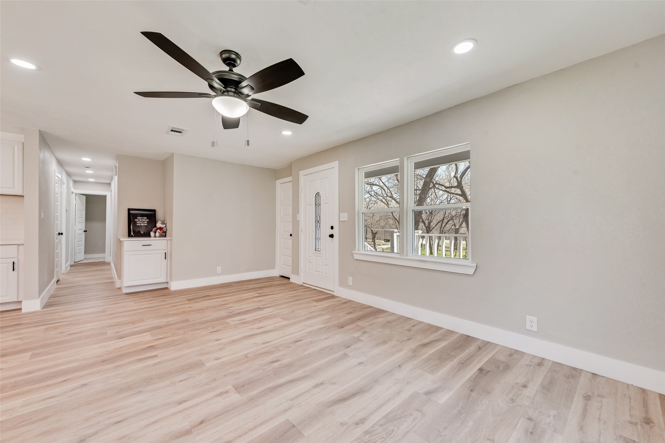 9303 S Fm 730 Azle TX 76020