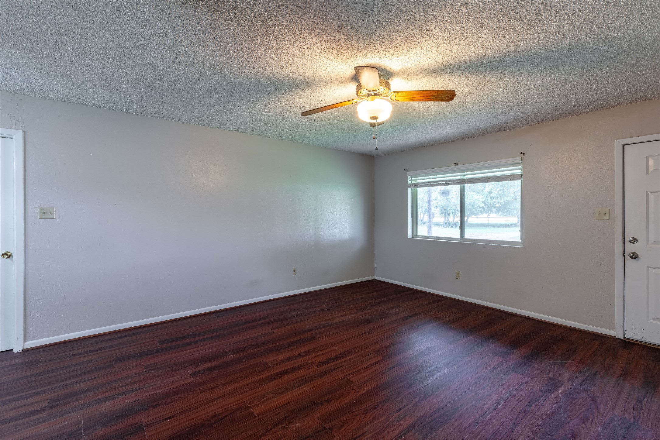 2909 SE Mckinney Street Rice TX 75155