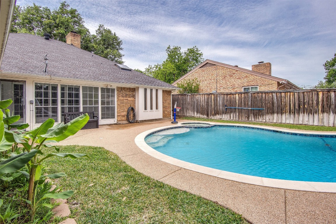 4303 High Springs Court Arlington TX 76016