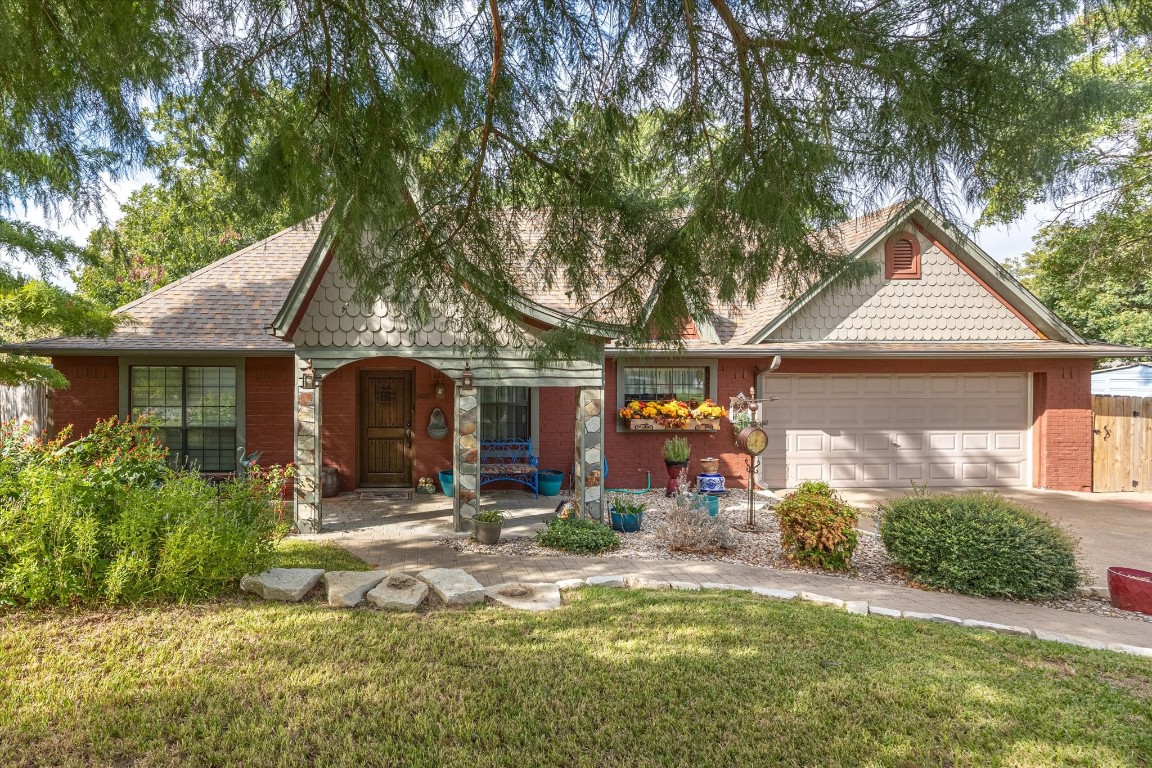1102 Harbor Lakes Drive Granbury TX 76048