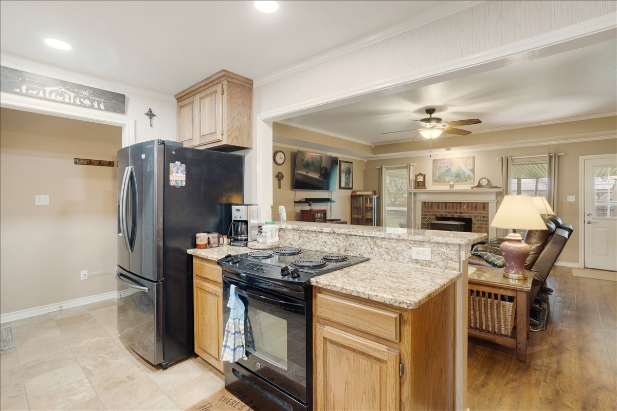 105 Mulberry Drive Trenton TX 75490