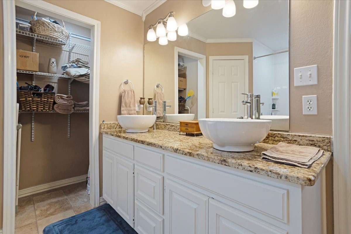 105 Mulberry Drive Trenton TX 75490