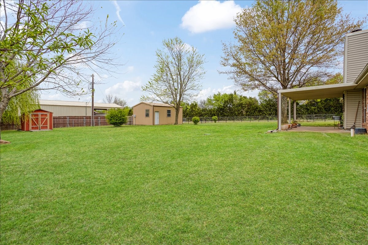 105 Mulberry Drive Trenton TX 75490