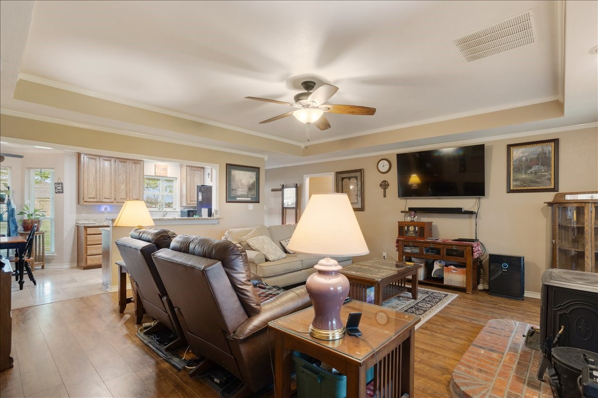 105 Mulberry Drive Trenton TX 75490