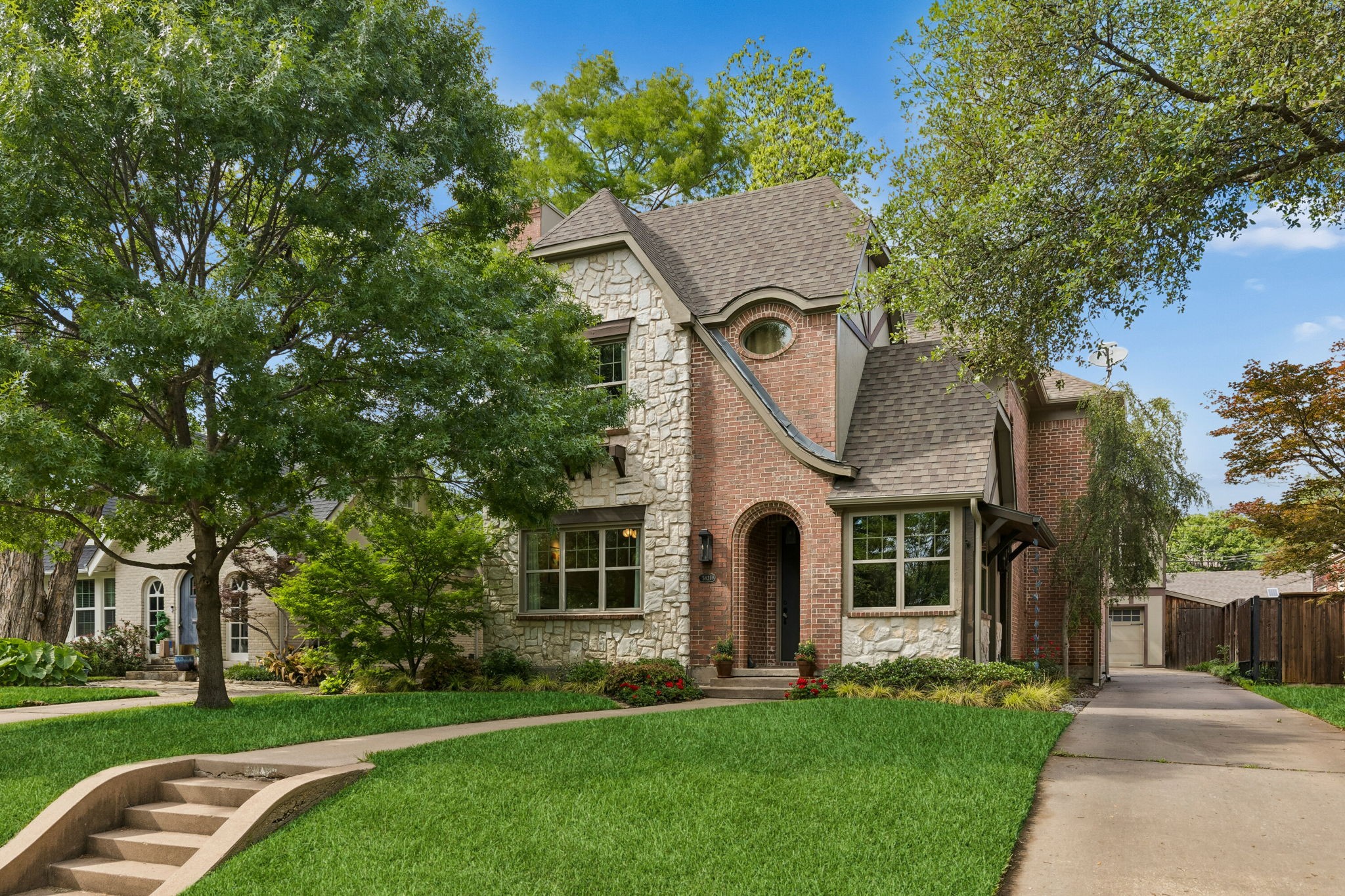 5831 Morningside Avenue Dallas TX 75206