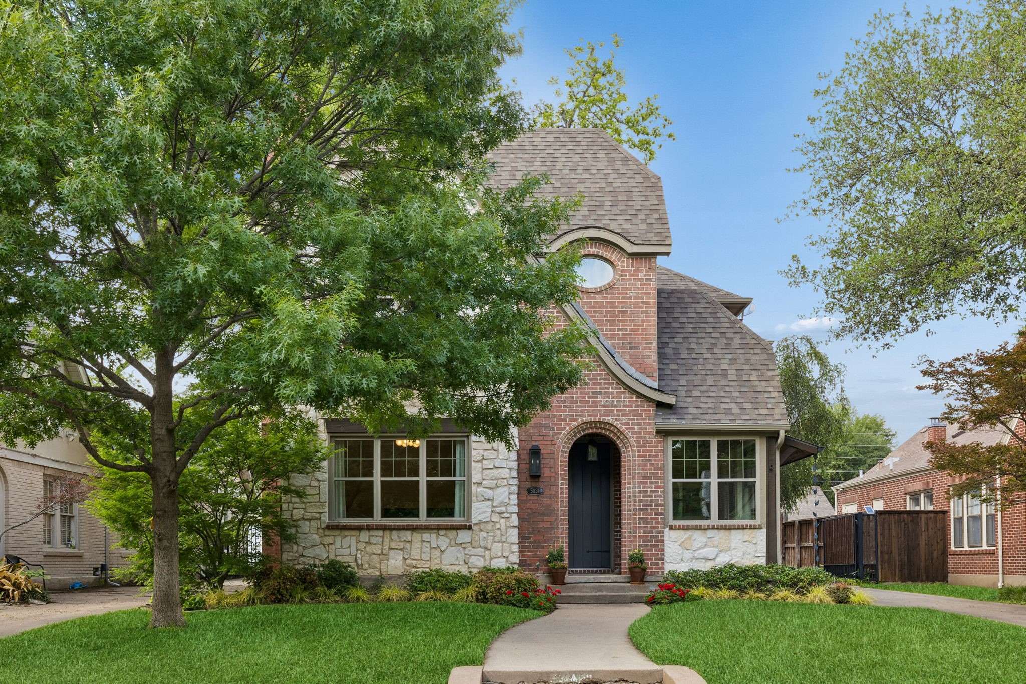 5831 Morningside Avenue Dallas TX 75206