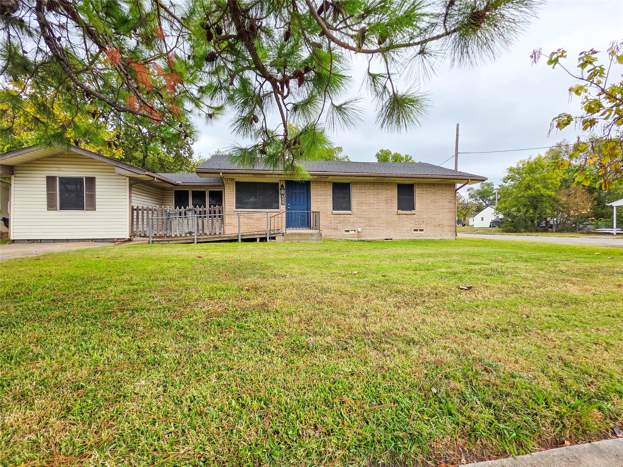 4217 King Street Greenville TX 75401