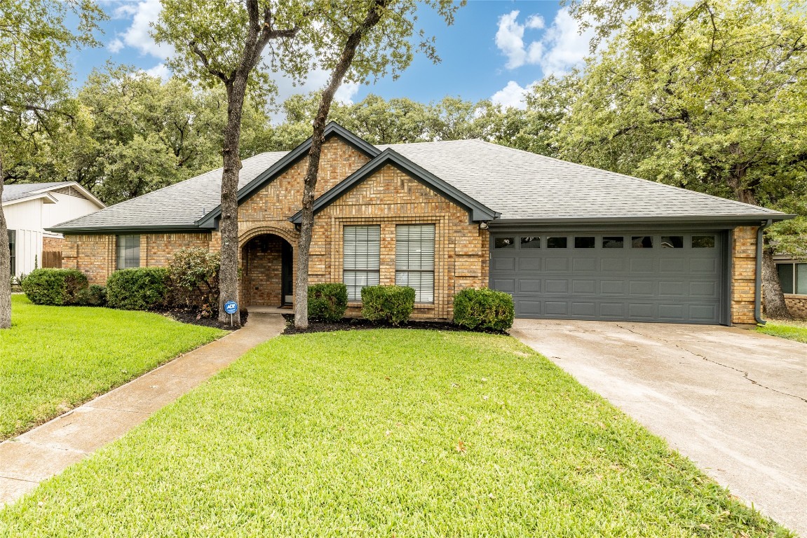 6817 Starnes Road North Richland Hills TX 76182
