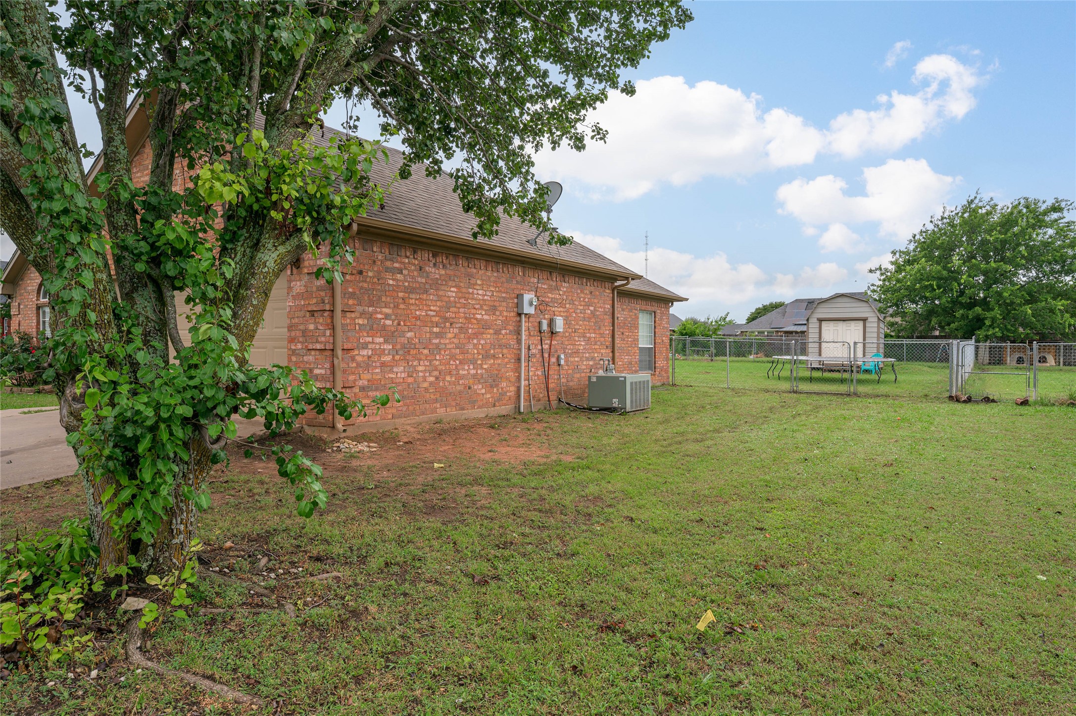 408 Sunshine Trail Bells TX 75414
